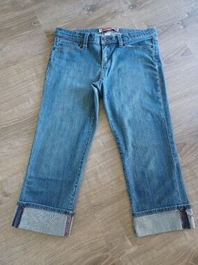 Gap Vintage Low-rise Cuffed Cropped Jeans